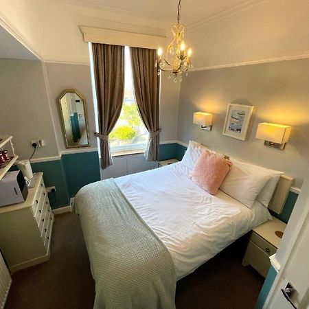 Bayliss Hall Guesthouse Веймут Екстер'єр фото